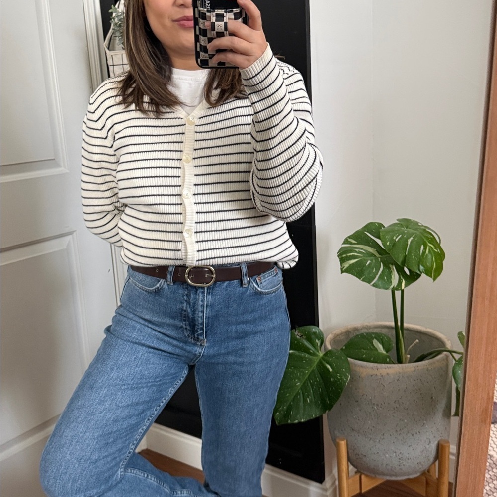 Vintage Gap White Tag 100% Cotton Pinstripe V neck Cardigan. Size L